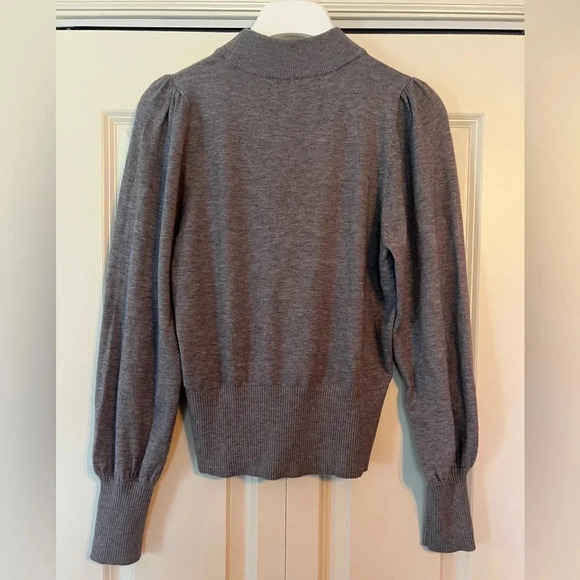Philosophy grey light-weight sweater. Size Small. - Picture 2 of 8